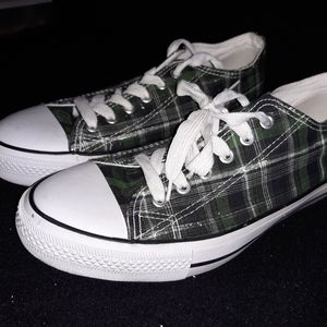 Green Black Silver Plaid Sneakers Size 10